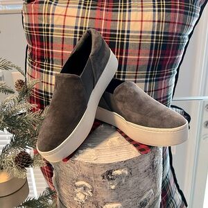 Vince Nubuck Sneakers